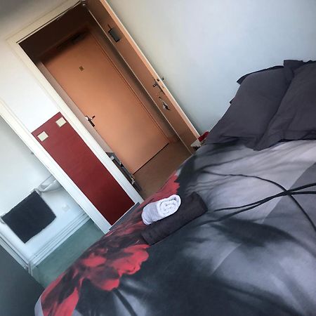 Rest Hotel L Ardoise Auge Екстер'єр фото